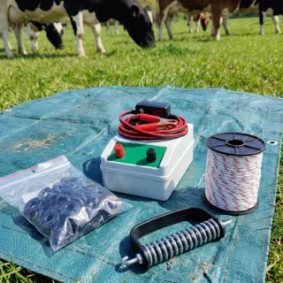 Комплект электропастуха AGRI-500 для коров и телят на 1 га, 400 м